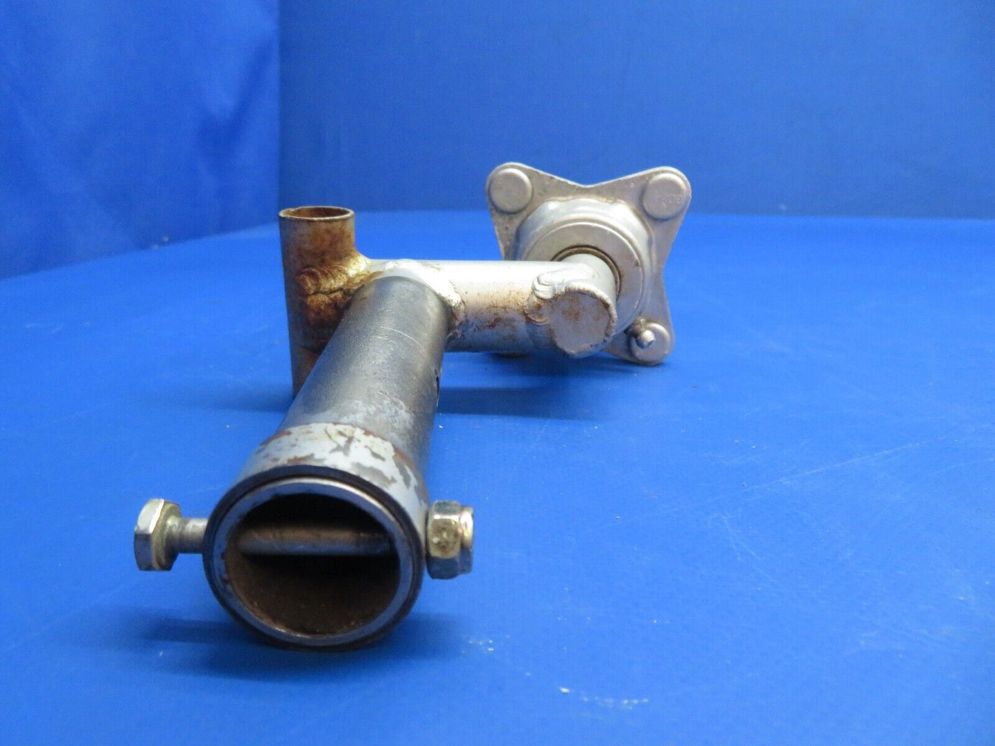 Brantly B2B Helicopter RH Wheel Axle Assy (1022-773)