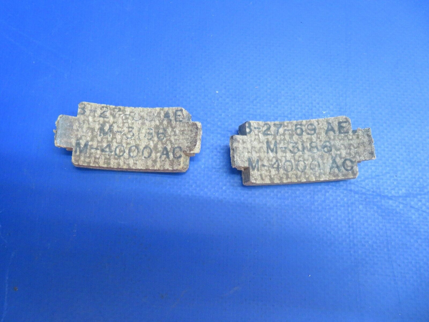 Piper Brake Block P/N 750-033, B27-59-1 LOT OF 2 NOS (1122-572)
