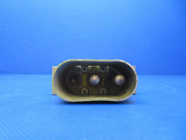 Cessna 401 / 401A External Power Receptacle P/N MS3506-1 (0124-168)