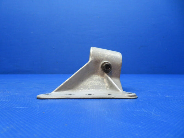 Cessna 175 Nose Gear Upper Fitting P/N 0543013-1 (0324-134)