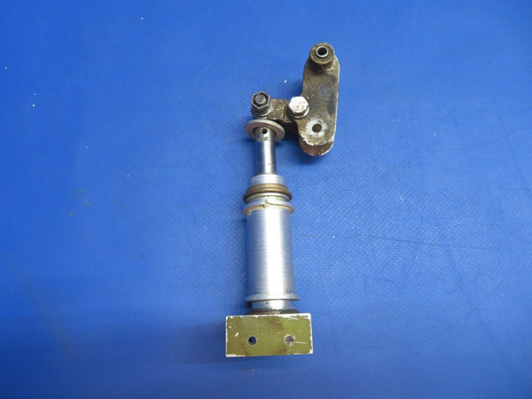 Piper PA-34-200T Stabilizer Trim Barrel / Shaft / Arm P/N 37422-00 (0223-987)