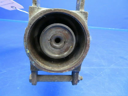 Cessna 310 Nose Gear Trunion P/N 0842000 (0620-310)