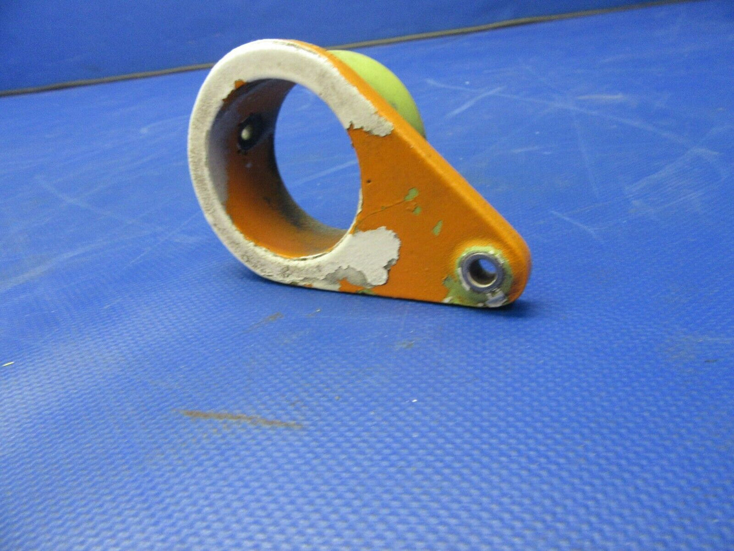 Beech 19 Sport Arm Flap Control P/N 169-524048-3 (0421-437)