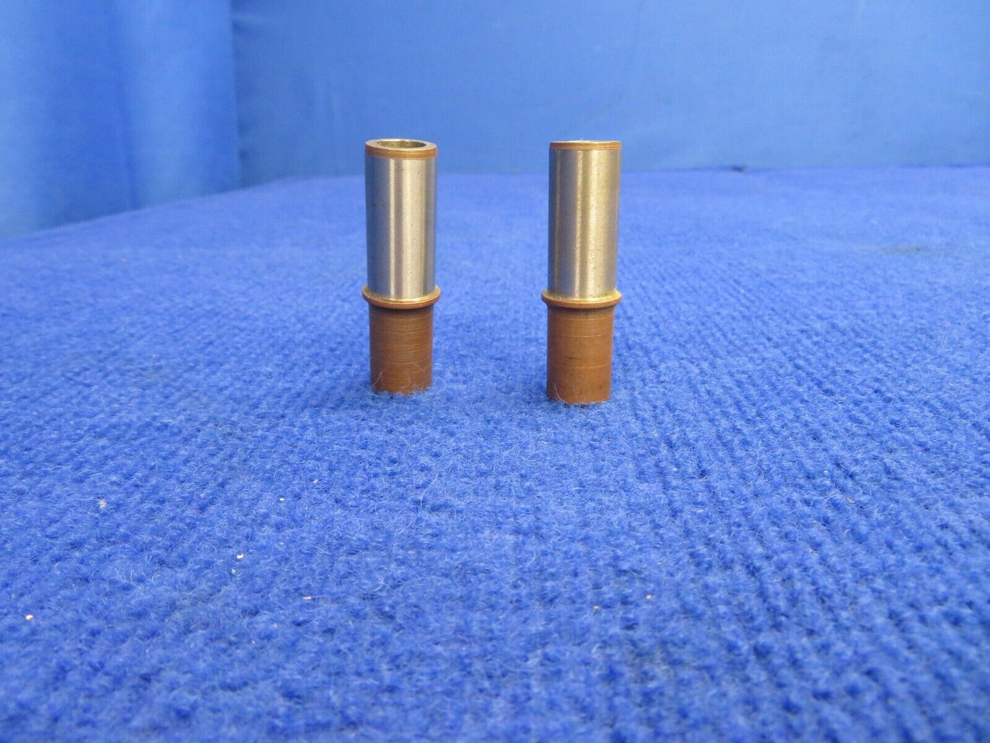 Continental Guide-Value P/N SA64195 P20 LOT OF 2 NOS (0522-421)