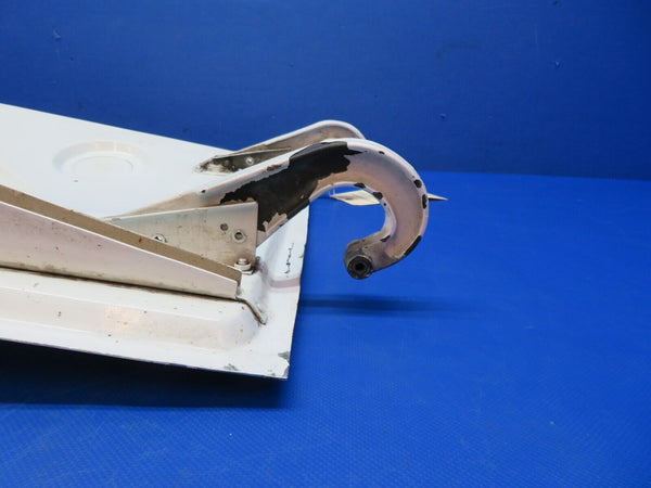 Cessna 401 / 401A RH INBD Main Gear Door Assy P/N 0826002-201 (1223-350)