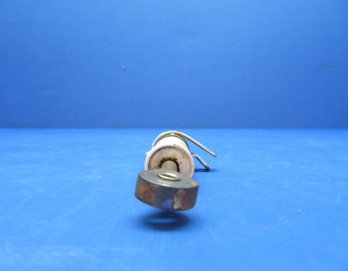 Cessna 310 / 310Q Aileron Trim Tab Actuator P/N 1260074-3 (0823-766)
