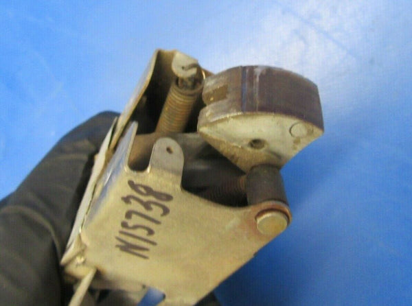 Piper Cherokee 140 Latch Door Housing w/ Spring Cabin Door 68188-000 (0319-206)