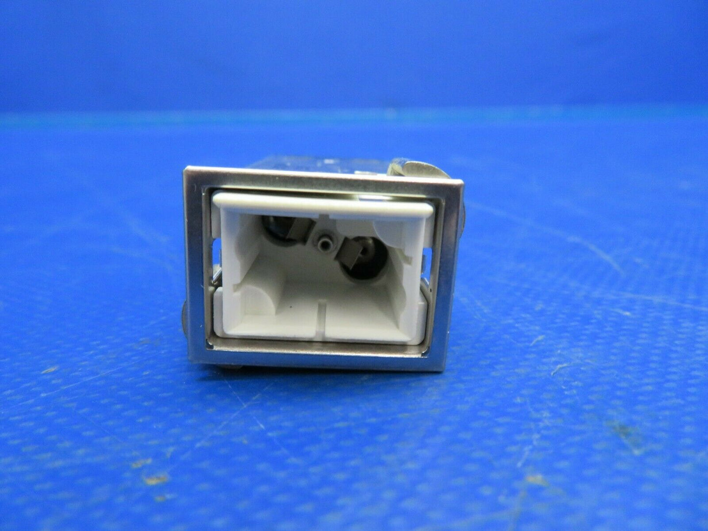 New Master Specialties Avionics Switch P/N 10594-3, 90C15A3C4 PARTS  (0720-580)