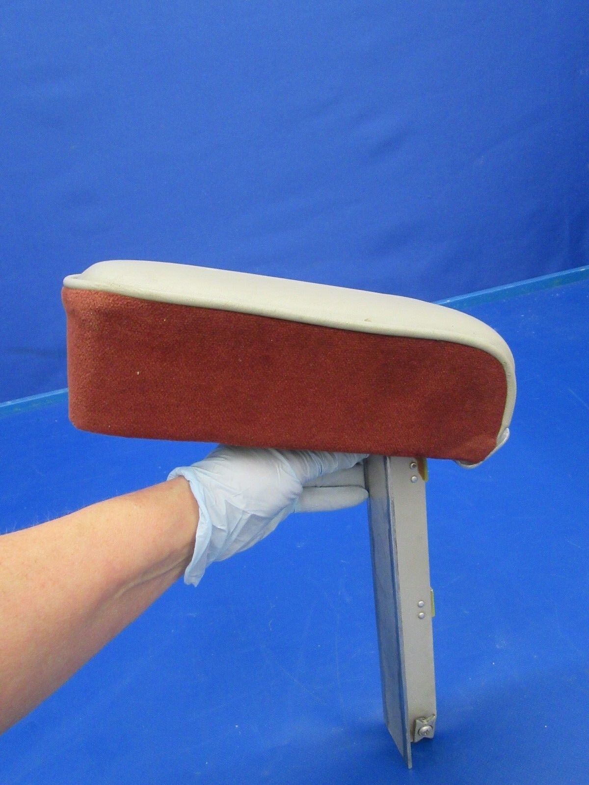 Beech Baron 95-B55 Arm Rest Gray Leather & Maroon Cloth (0418-07)
