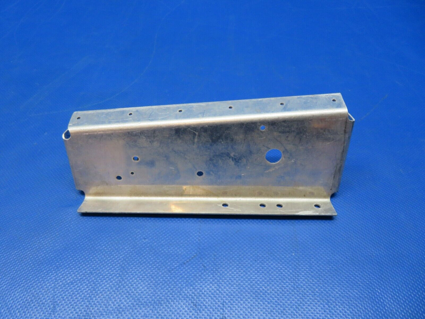 Cessna Bulkhead P/N 0713008-3 NOS (0224-272)