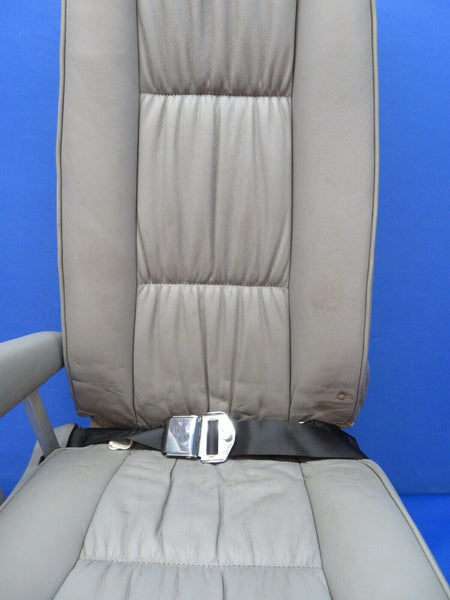 Beech King Air 65-A90 Seat FWD Facing RH P/N 50-534486-21 (0223-103)