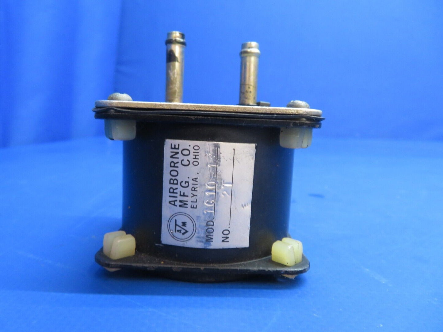Piper PA-28-180 Cherokee Airborne Gyro Suction Gauge P/N 1G10-1 (0223-693)