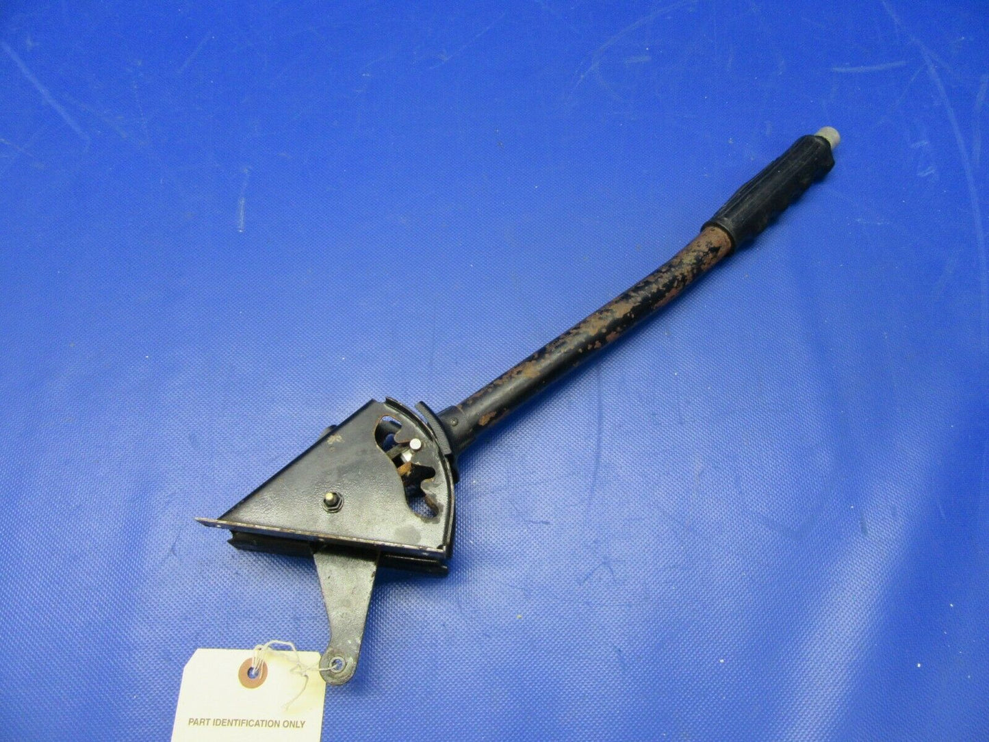 Piper PA-32RT-300 Lance Flap Control Lever P/N 62706-09, 62706-009 (0521-512)