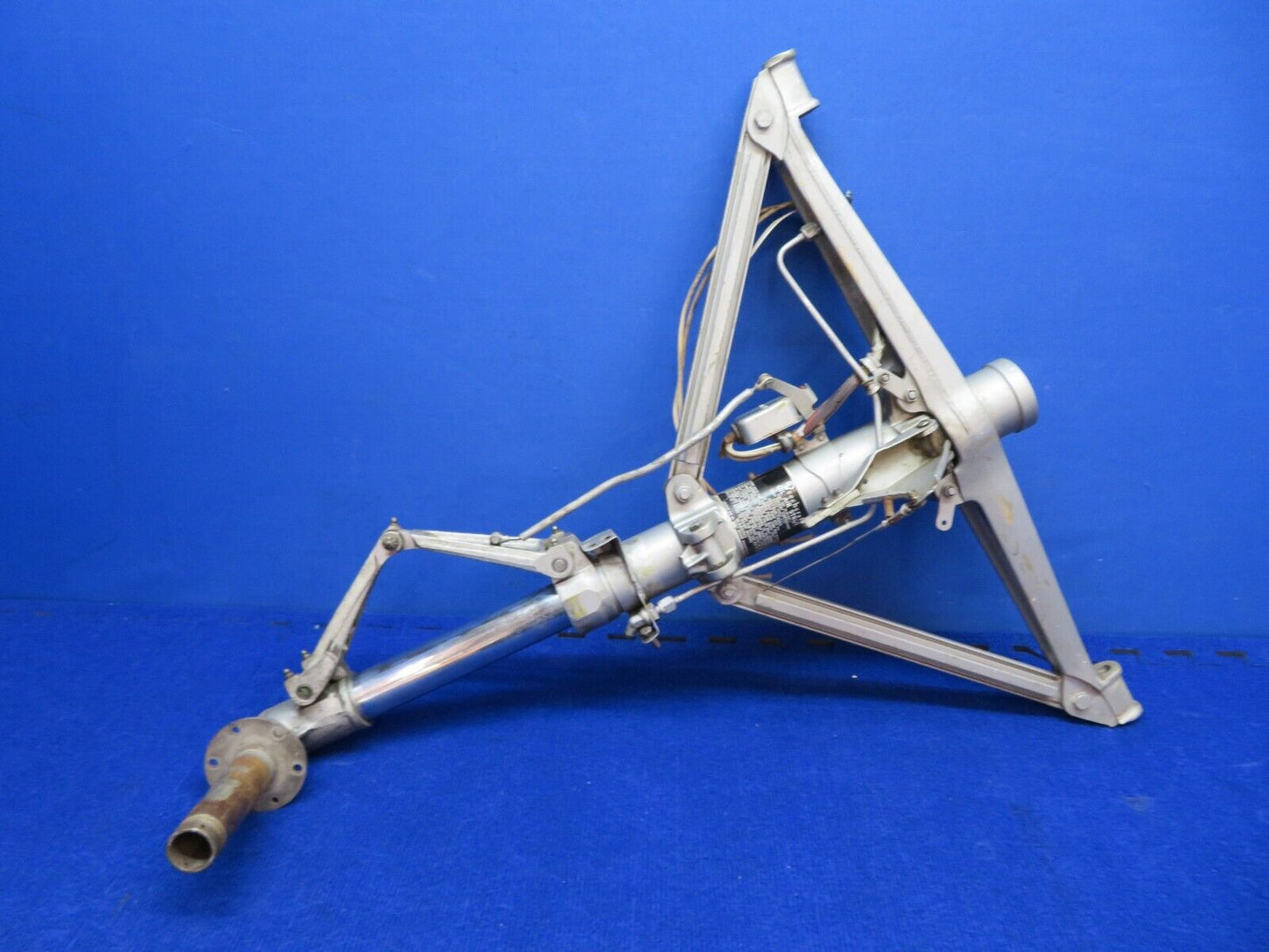 Beech Main Gear RH P/N 35-815247-1 FOR PARTS (0722-507)