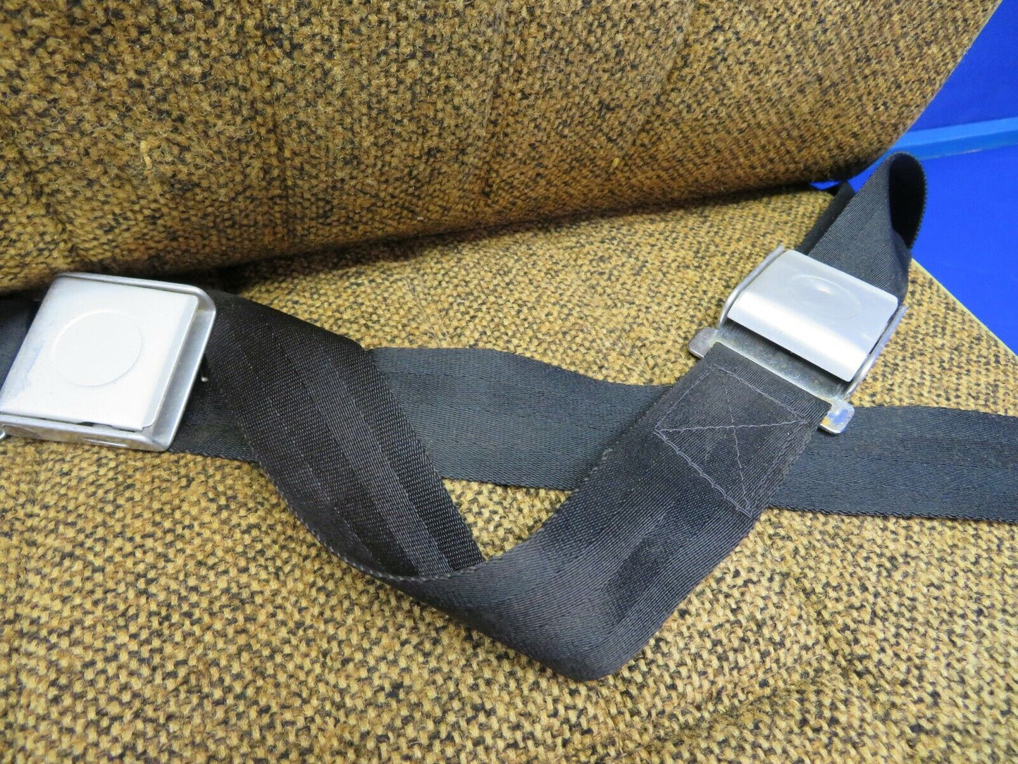 Cessna 310 Rear Seat P/N 0812315-3, 0812310-23 (0520-409)