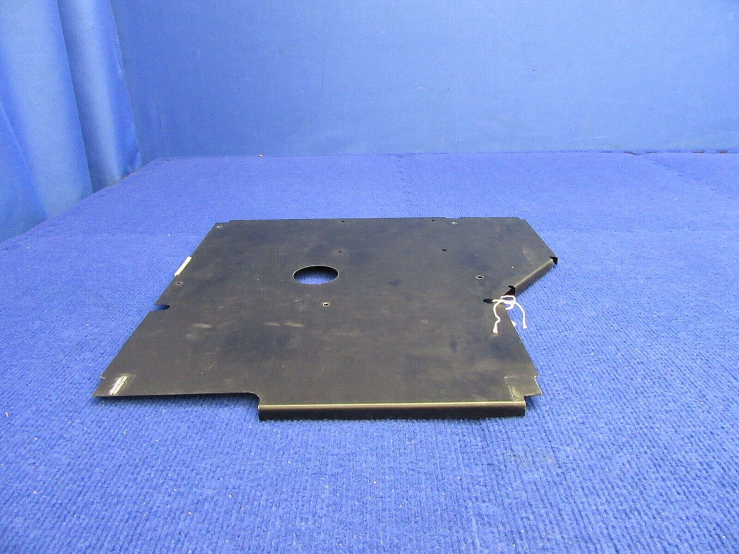 Cirrus SR-22 Kick Plate RH P/N 17996-002 (0122-383)