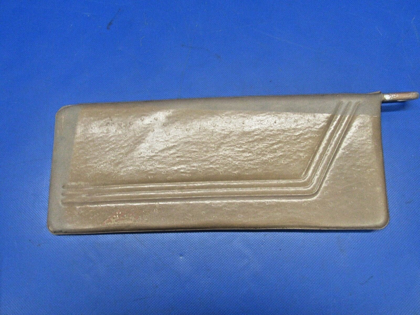 Cessna 182 Sun Visor Brown Plastic (0518-295)