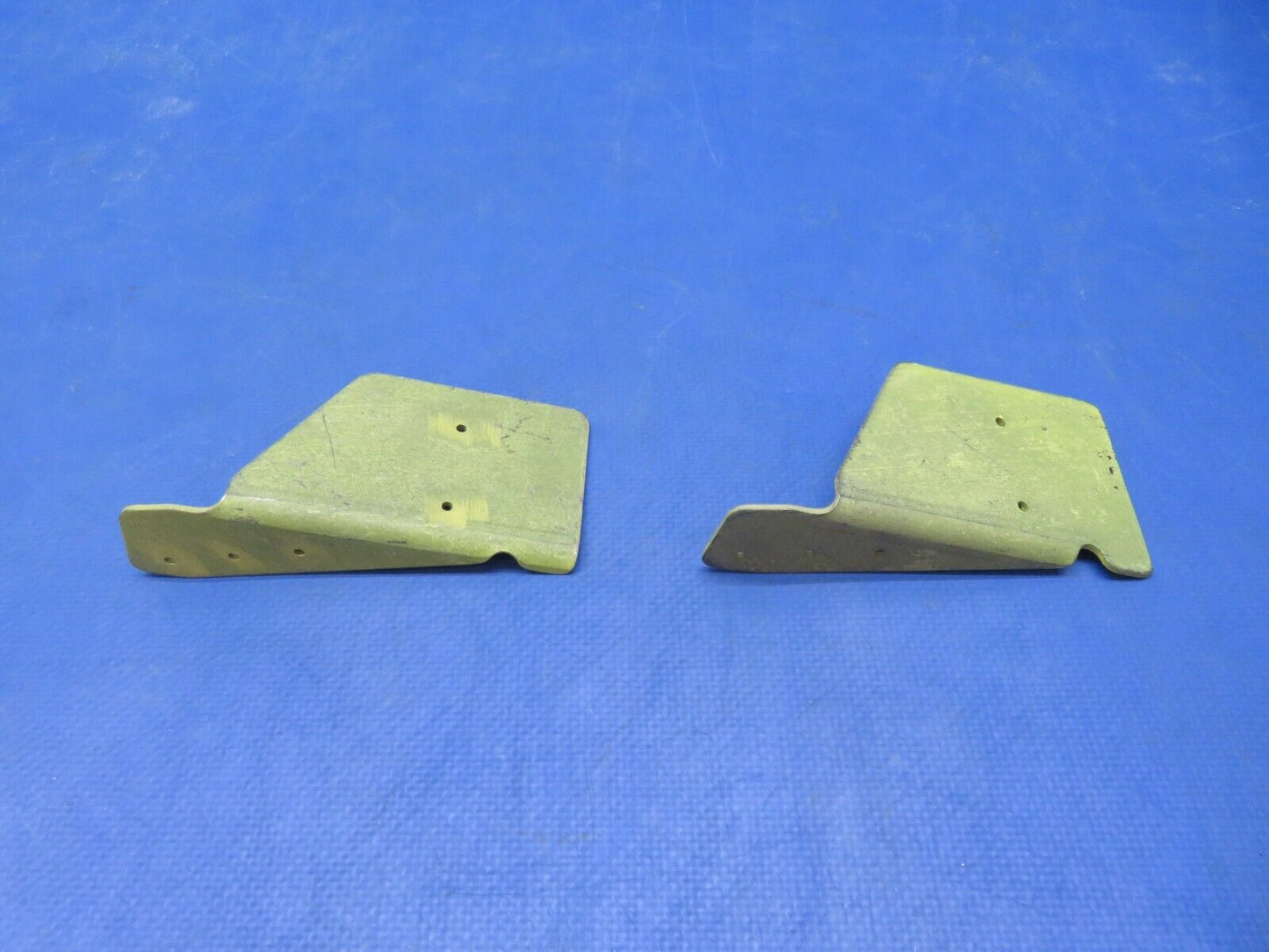Piper Flap Track Reinforcement Gusset P/N 71132-002 LOT OF 2 NOS (0923-681)