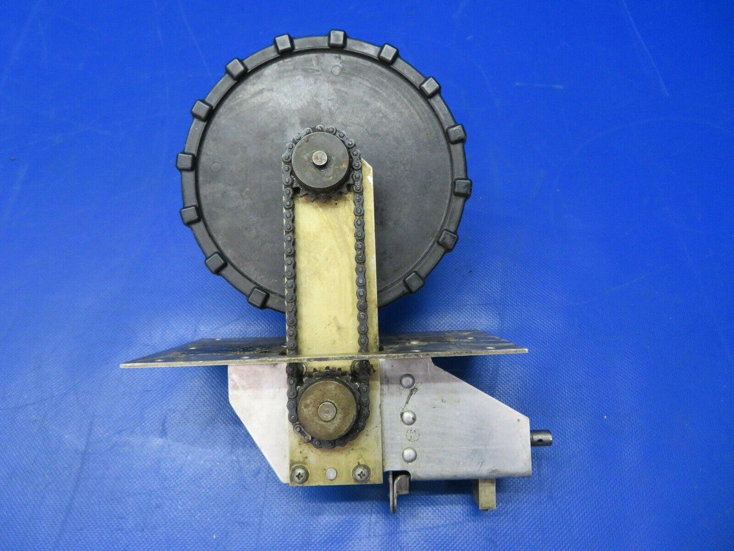 Mooney M20 / M20K Stabilizer Trim Control Assy P/N 740225-501 (0721-1019)