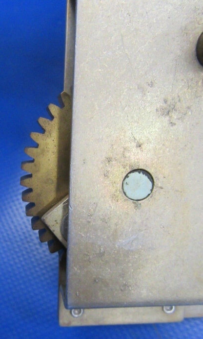 Cessna 337 Skymaster Airborne Fuel Selector Gear Box Assy 1526002-1 (1218-264)