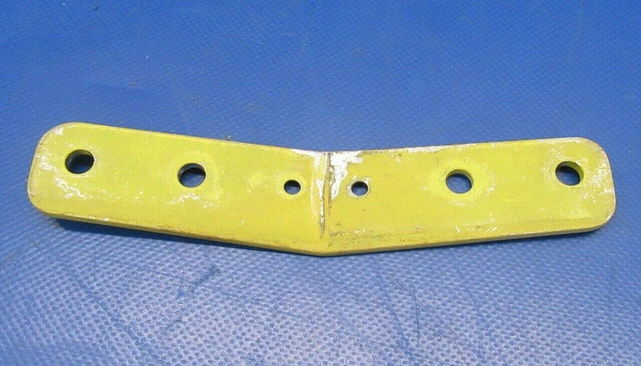 Piper 24-250 Comanche Strap Main Spar Attach Upper 20315-00 20315-000 (1219-106)