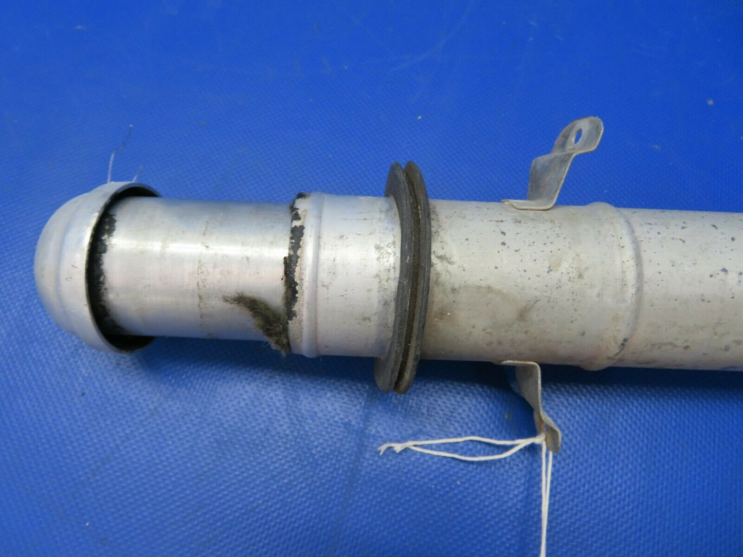 Cessna 182 Tube Assy LH Vent P/N 0413163-16, 0413163-18 (0721-824)