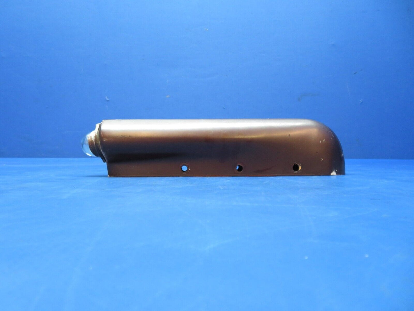 Piper PA-28-180 Rudder Tip w/ Light P/N 63541-00, 63541-000 (0723-677)