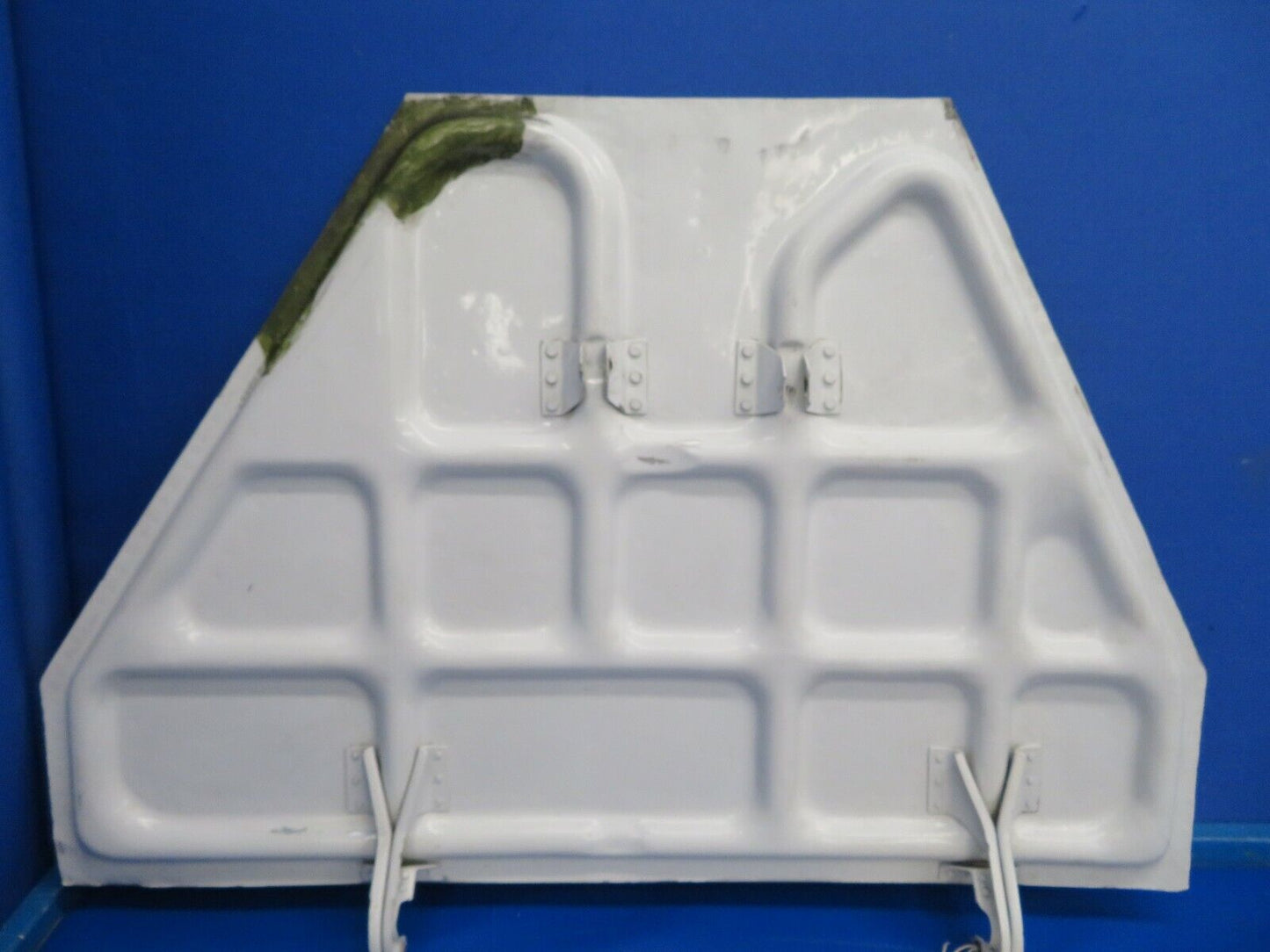Beech Baron E-55 Main Gear Door RH OTBD 35-815055-69, 35-815055-215 (0120-38)