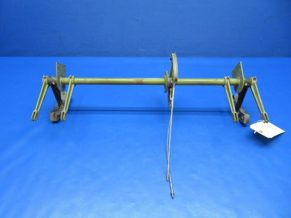 Cessna 401 Elevator Control Quadrant Torque Tube & Weight 5091503-1 (1223-374)