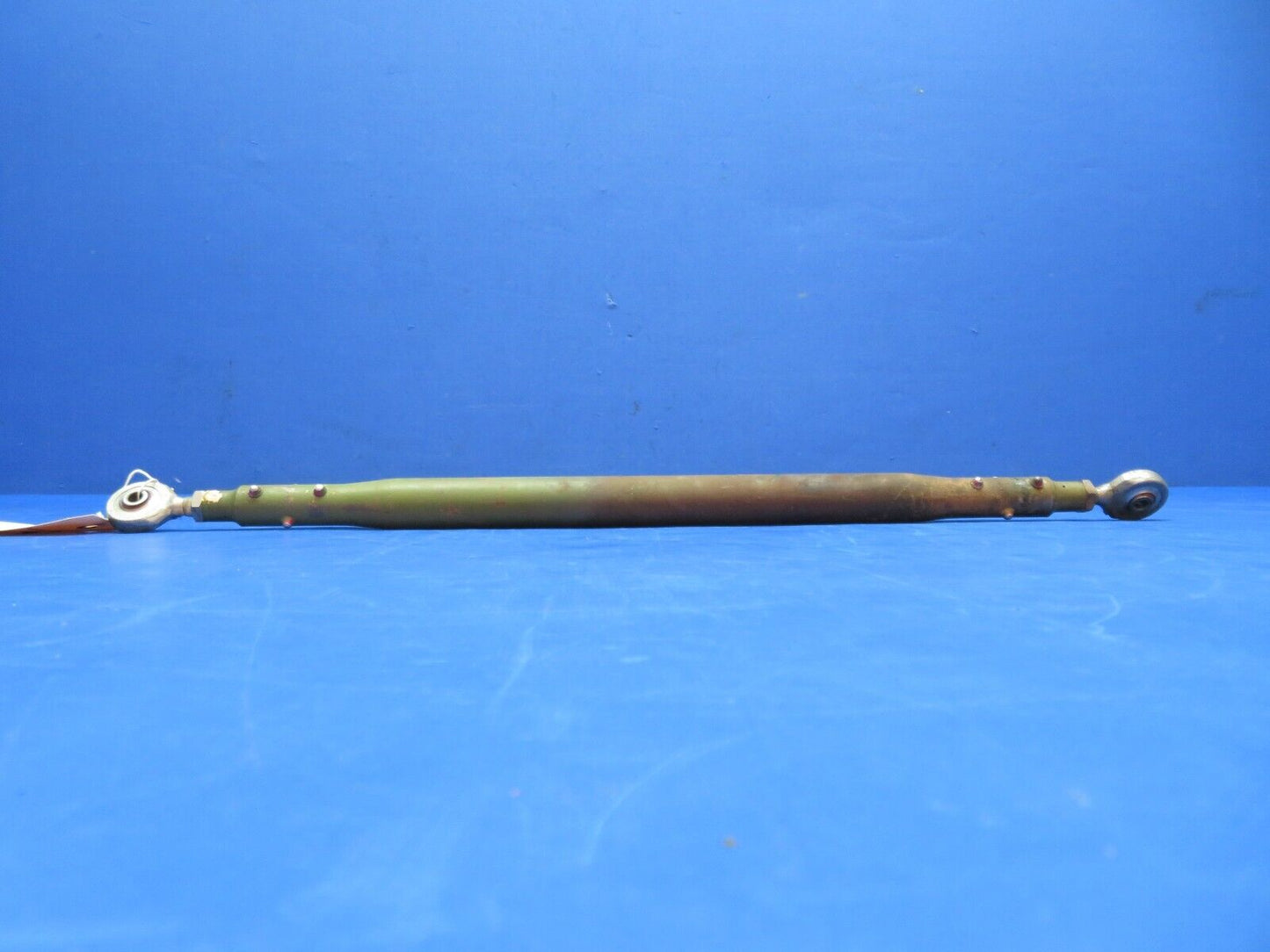 Cessna 310 / 310Q MG Retract RH Intermediate Push Pull P/N 0843415-1 (0823-750)