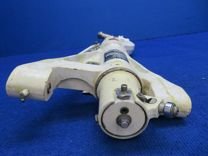 Beech 58 Baron Nose Gear P/N 96-820000-5 (0422-355)