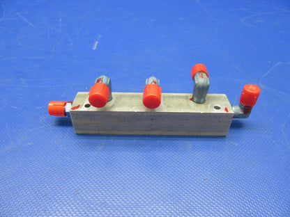 Piper PA-28R-180 Hydraulic Manifold RH P/N 67521-00, 67521-000 (0621-532)