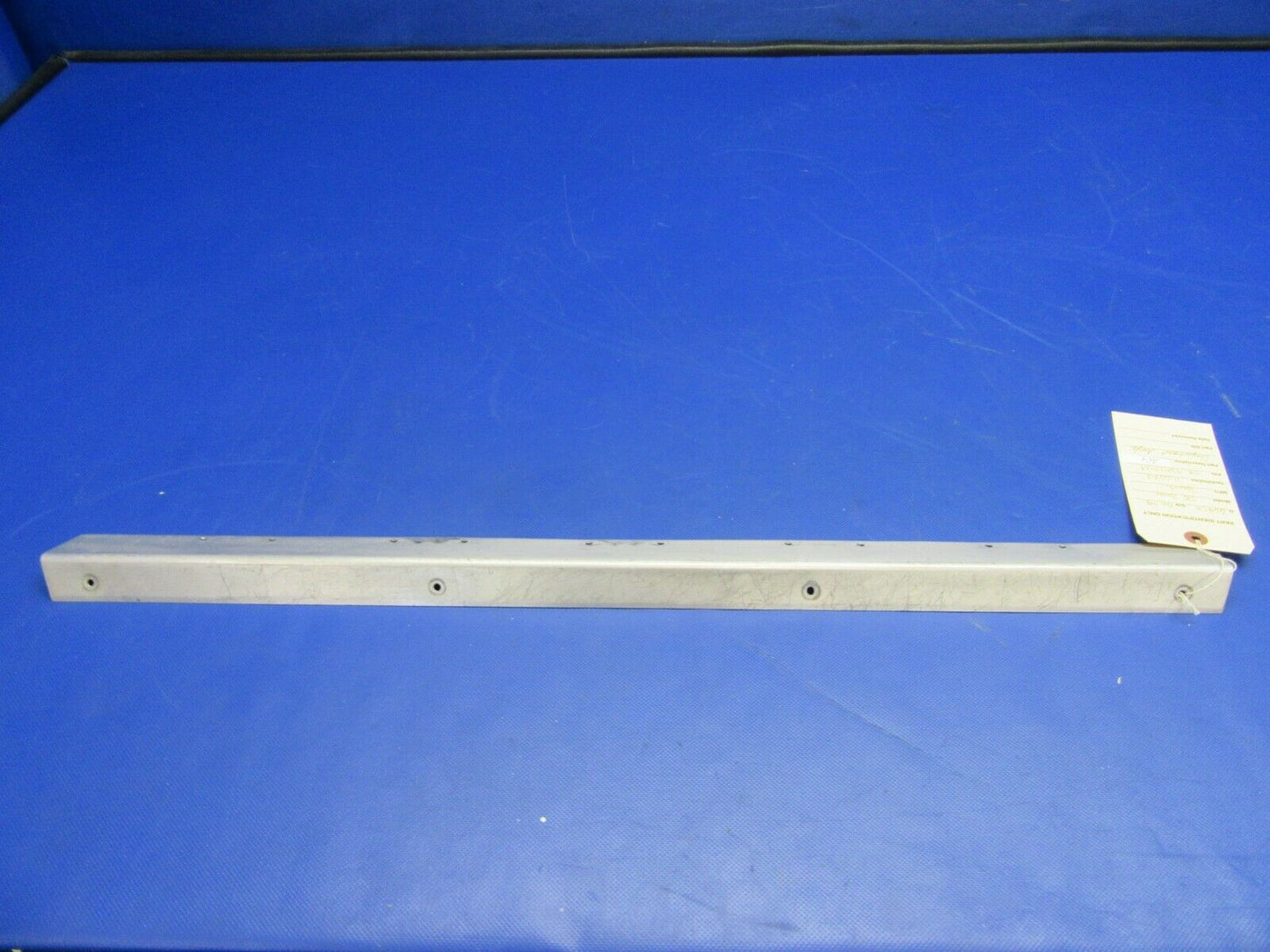 Beech Baron 58 Compartment Angle AFT P/N 58-530137-29 (0521-501)