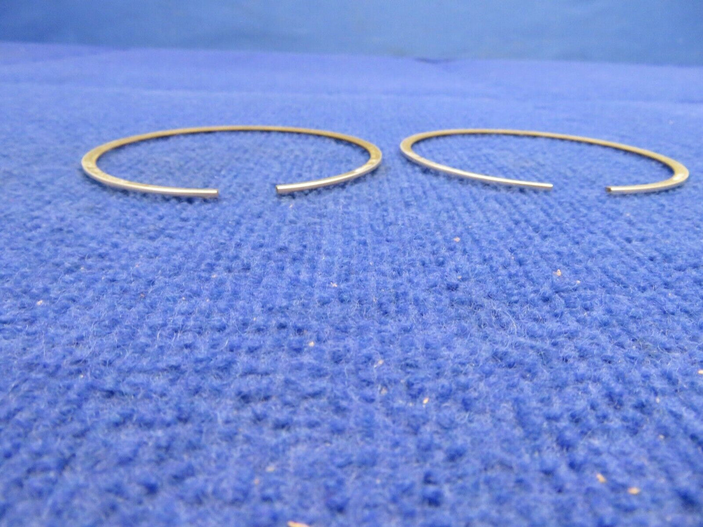 Superior Piston Ring LOT OF 2 P/N SA639579 NOS (0222-448)