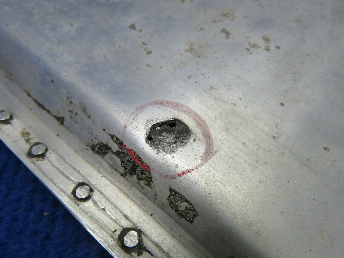 1956 Cessna 310 RH INBD Gear Door Assy P/N 0826000-4 (0422-73)