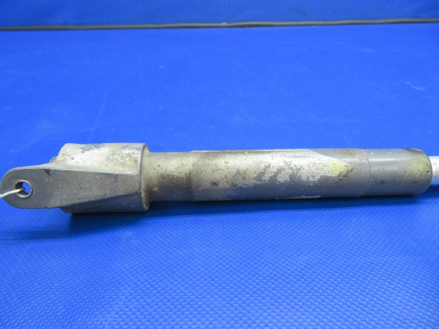 Beech N35 Bonanza LH Flap Actuator Assy P/N 45-521212-604 (1220-485)