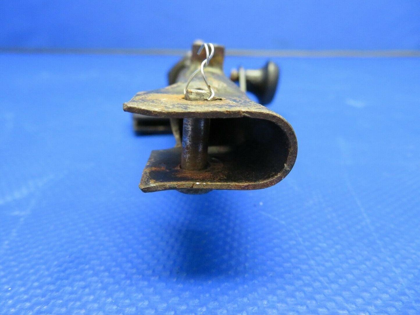Piper PA-28-140 Brake Handle Parking Brake P/N 63320-00 (1220-380)