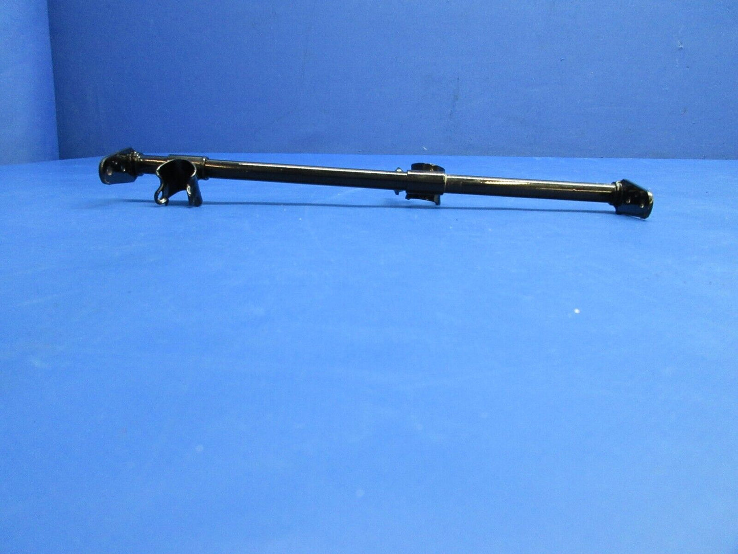 MooneyM20 / M20C Arm Assy Cowl Flap Control P/N 650037-503 (1023-947)