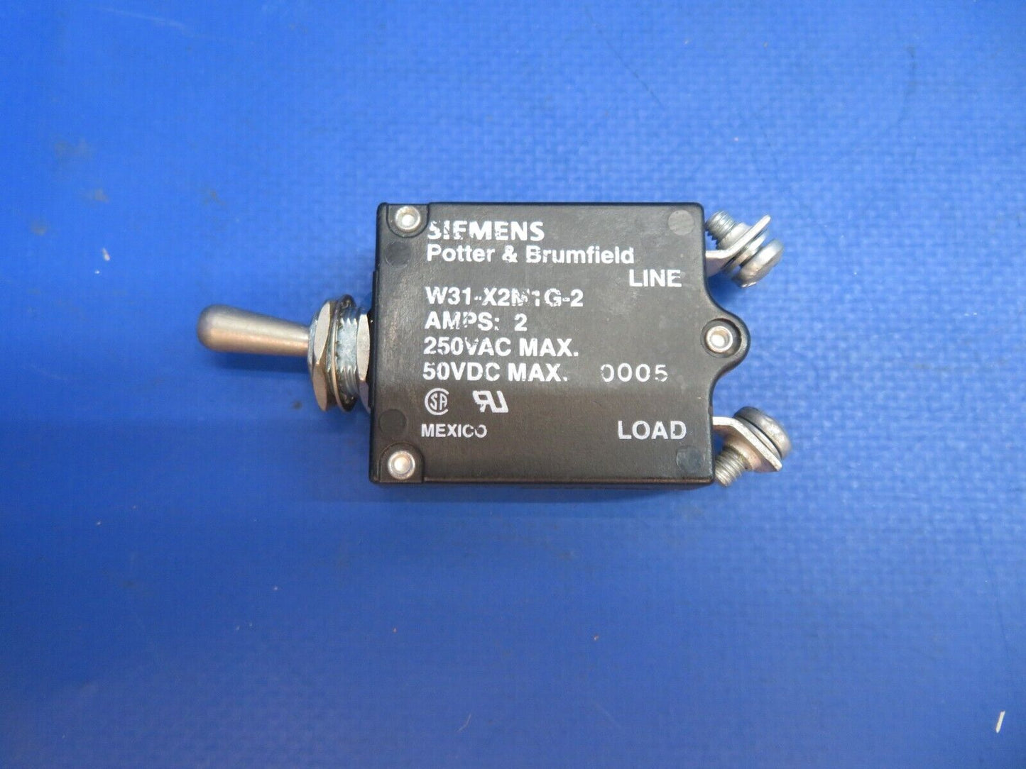 Piper PA-34-200T Switch LOT OF 4 P/N MTA106D, W31-X2M1G-2, 512TS1-4 (0323-521)
