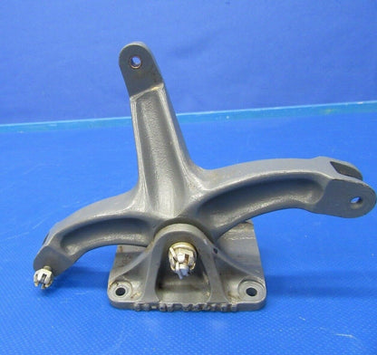 Beech Debonair Bellcrank & Support Rudder Pedal 35-524138 & 35-524136 (0119-319)