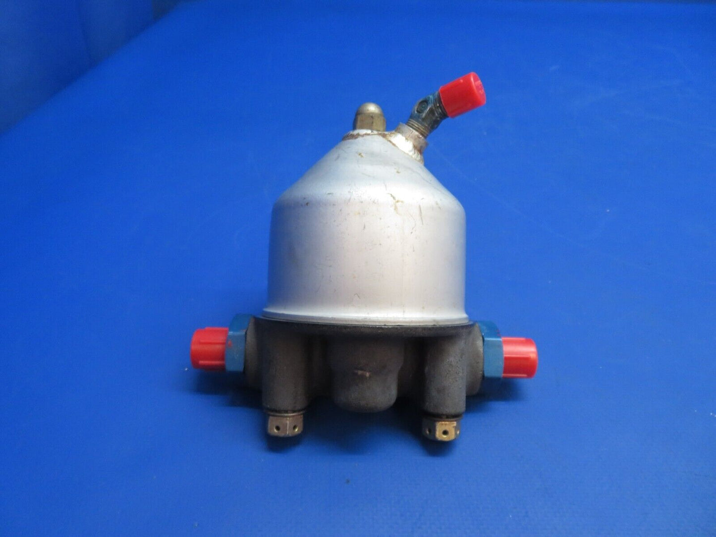 Piper PA-34-200T Seneca II Fuel Filter Gascolator Assy P/N 98487-00 (0223-888)