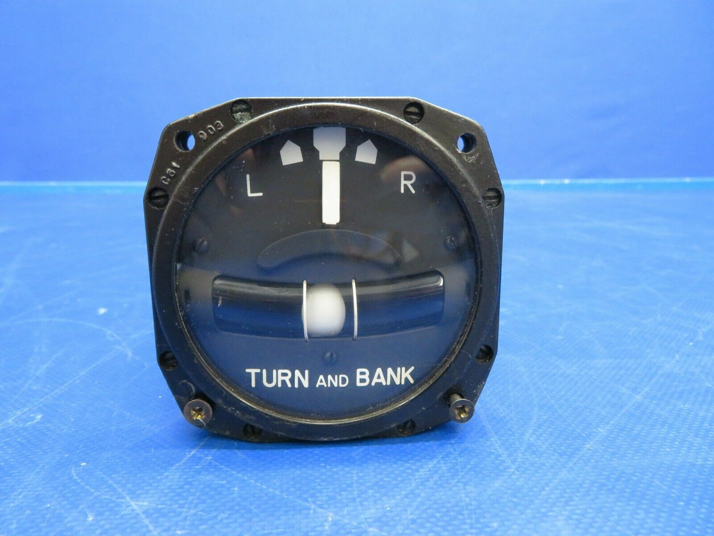 R.C. Allen Indicator Turn & Slip 28 V P/N 28W2-A2A (0620-717)