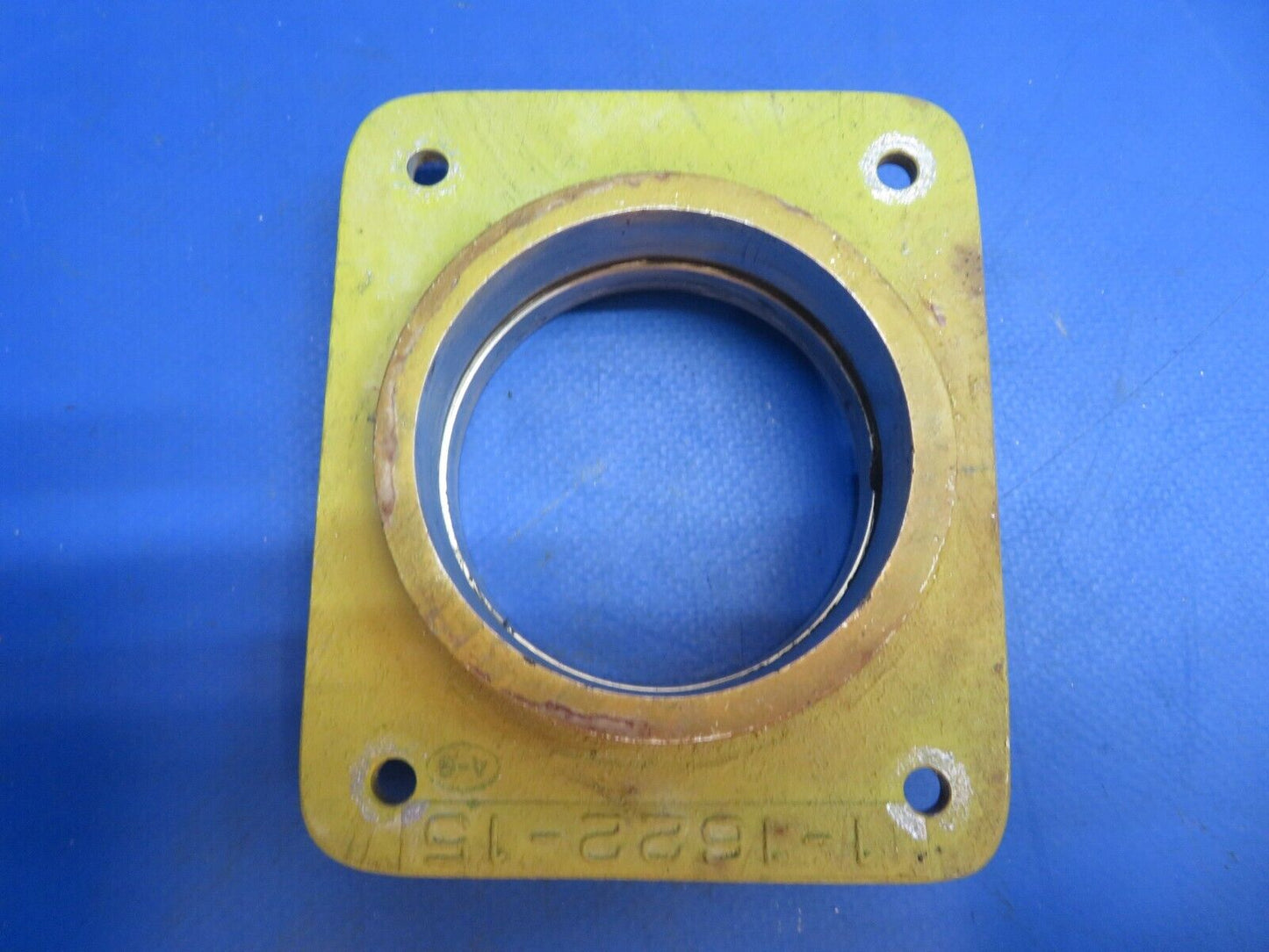 Lake LA-4-200 LH Main Gear Bearing Tube Support P/N 1-1622-15 (1222-902)