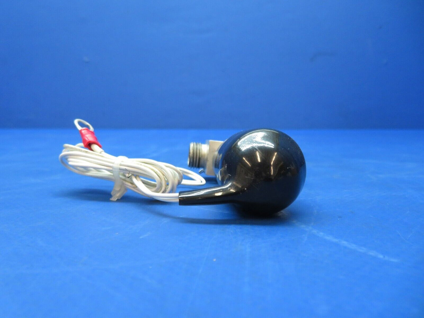 Beech 95-B55 Baron Aerospace TKS De-Ice Pressure Switch P/N PO41BD850 (0623-493)