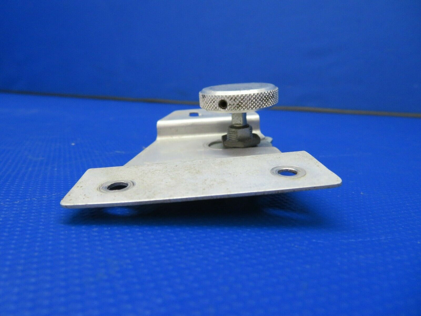 Beech 58 Baron Fresh Air Control & Mounting Bracket P/N 58-530100-1 (0521-97)