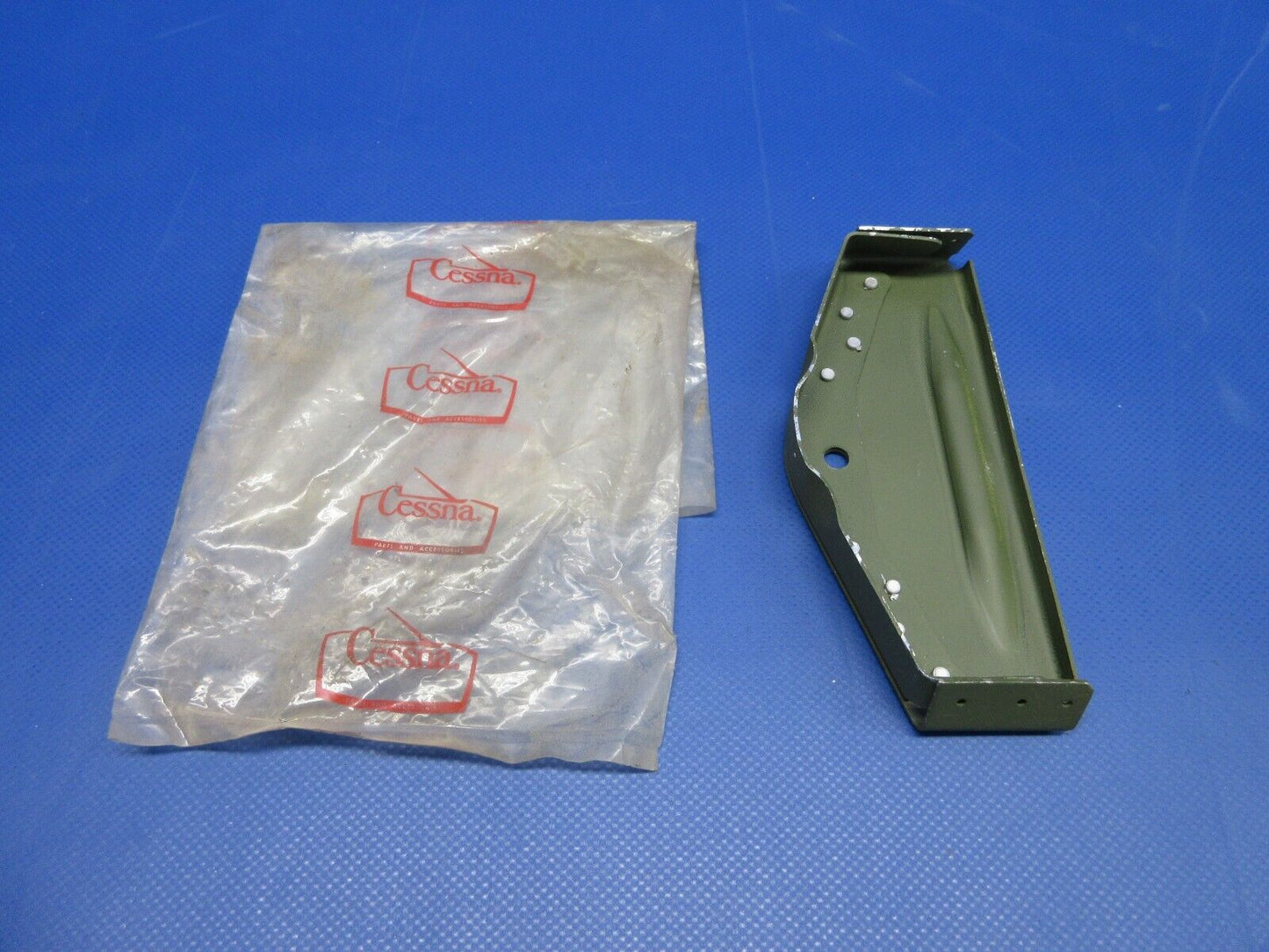 Cessna 182 Nose Gear Steering Bracket P/N 0713637-1 (0224-1184)