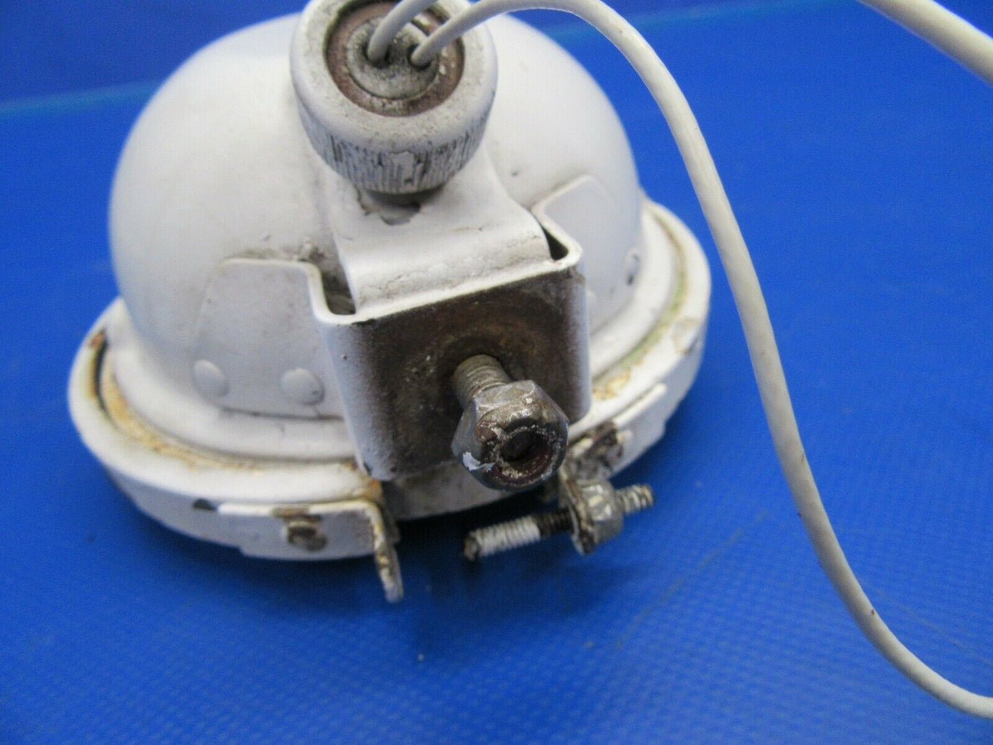 Cessna 310 / T310Q Canopy Taxi Light & Lamp P/N B4213A Use B4213B (0519-501)