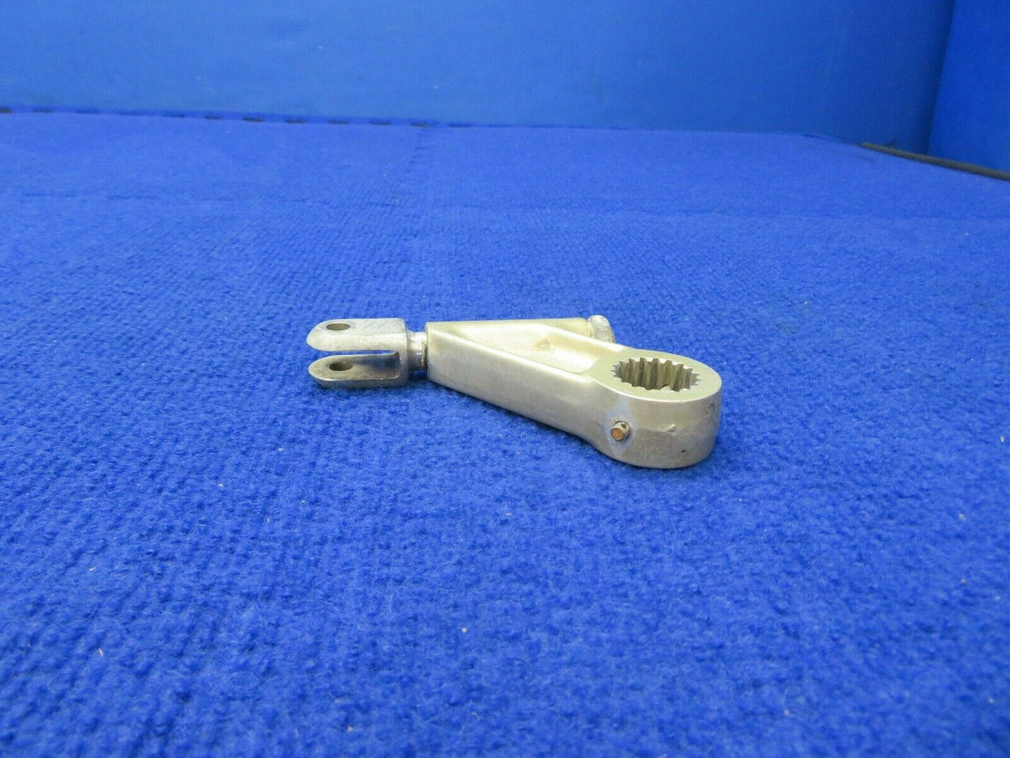1956 Cessna 310 Nose Gear Bellcrank Adjusting P/N 0842104-1 (0422-460)