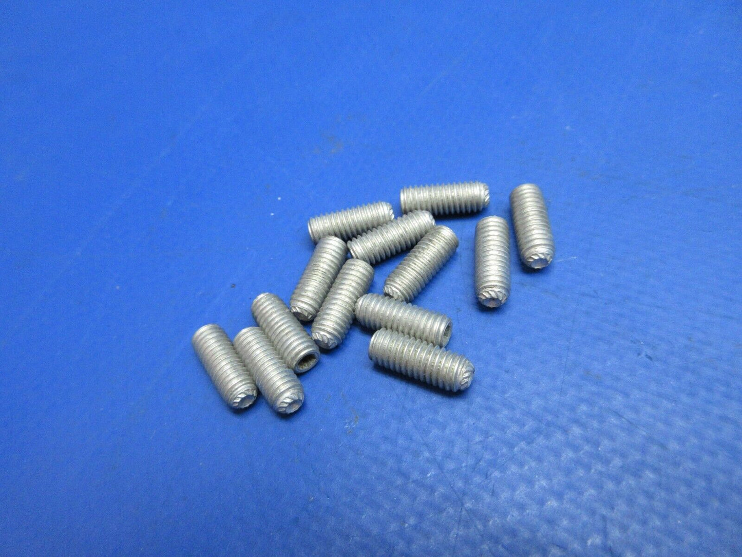 McCauley Threaded Propeller Screw LOT OF 13 P/N A1635-33 (0523-402)