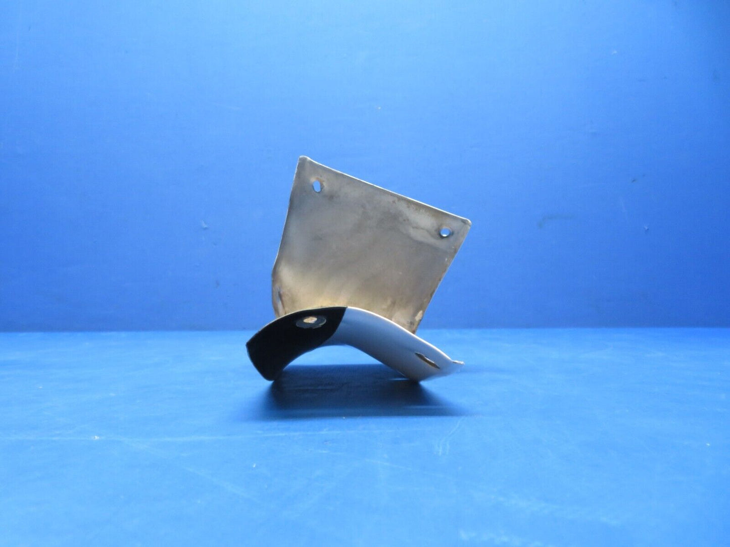 Cessna 310 / 310I RH Fuel Tank Front & Upper Fairings P/N 0823413-4 (1023-167)